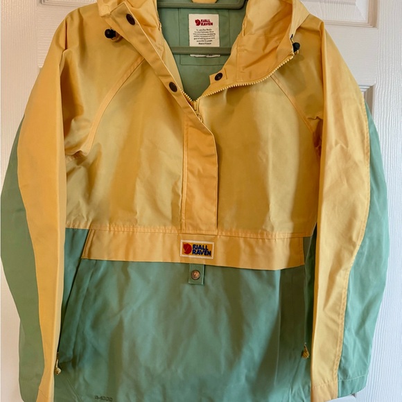 NWOT Pristine Fjällräven Vardag Anorak G-1000 XS ($200 new!!) - Picture 6 of 12